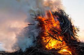 We did not find results for: Aufgrund Der Corona Krise Muss Heuer Auf Osterfeuer Verzichtet Werden Land Steiermark News Portal
