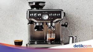 Jadi bersiap mengeluarkan uang minimal 30 jutaan untuk mesin espresso berikut grinder. Dear Pecinta Kopi Ini 5 Coffee Maker Terbaik Untuk Bisnis Rumahan