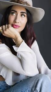 Thankful. 🍁 Today we are thankful for the amazing business we built. A  place that we can come and go as we please and do what we love. A business  model that