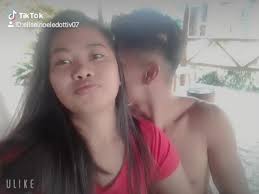 Lhezlie Anne DeLeon (@lhezlieannedeleon)