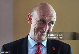 15 Photos & High Res Pictures