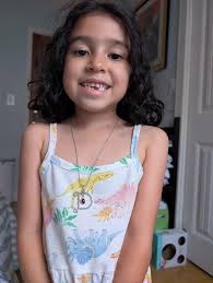 Looks like Moana loves her necklace lol