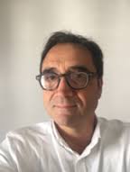 Reinventing medical education with personalized video streaming