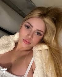 kaarolzx Nude Leaks (17 Photos) - TheFap