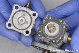 What is a vacuum fuel pump? Gravity And Vacuum Fuel Delivery Common Service Manual