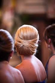 Simple Elegant Bridesmaid Up Do Think I Can Do This For Sara S Wedding With The Help Of Some Weave Hair Up Styles Wedding Hairstyles Updo Short Hair Updo
