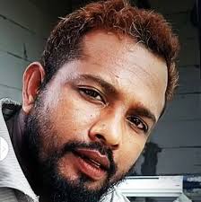 পাকিস্তান বিমান বাহিনীর ধাওয়ায় পালাল ৪টি ভারতীয় রাফাল যুদ্ধবিমান ভিডিওটি  ইউটিউবে দেখতে- https://youtu.be/Djg3vfT7gHY