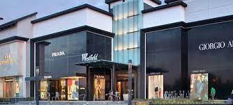 San jose police on wednesday morning descended on a valley transportation authority (vta) light rail maintenance yard, stating that a shooting had taken place, and that the scene was active. Police Deem Valley Fair Mall Shooting Threat Non Credible San Jose Inside