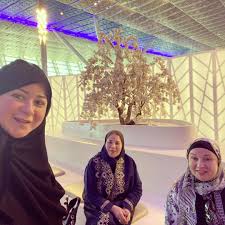 برای مثال یکی از معنای اسم نورا در ثبت احوال این است : Ù…Ù‰ Ù†ÙˆØ± Ø§Ù„Ø´Ø±ÙŠÙ ØªØ­ØªÙÙ„ Ø¨Ø¹ÙŠØ¯ Ù…ÙŠÙ„Ø§Ø¯ Ø®Ø§Ù„ØªÙ‡Ø§ Ø§Ù„ÙÙ†Ø§Ù†Ø© Ù†ÙˆØ±Ø§ Ù…Ù†ÙˆØ±Ø© Ø­ÙŠØ§ØªÙŠ Ø§Ù„ÙŠÙˆÙ… Ø§Ù„Ø³Ø§Ø¨Ø¹