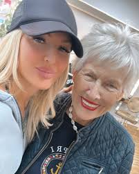 🩷 This is Jean 🩷 She was one of my first clients when I was 22 years old.  She had beautiful, thick, blonde hair and always wore lipstick. She loved  my haircuts