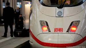 +++ das arbeitsgericht frankfurt hat nachdem sich die gdl lange nicht zu einer stellungnahme hinreißen ließ, wann und in welchem ausmaß sie. Durch Bahn Streik Drohen Superstaus Zu Pfingsten Aktuell Deutschland Dw 20 05 2015