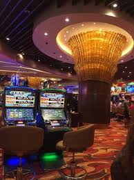 The facility is owned by star parks corporation, a subsidiary of elizalde holdings corporation (the holding company of the fje group of companies). City Of Dreams Manila Picture Of City Of Dreams Manila Luzon Tripadvisor