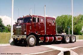 old kenworth bullnose vwsuv net 古いトラック 大型トラック コンボイ