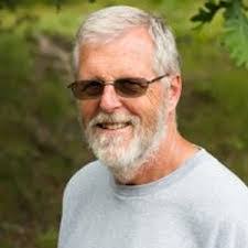 Aaron Dighton's Instagram, Twitter & Facebook