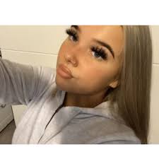 Stream Chloe Graham music