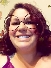 Shannon Grantham's Instagram, Twitter & Facebook