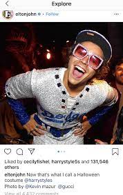 Elton John Posted Pic Of Harry For Wearing A Costume Of Himself Harry Styles Concert One Direction Harry Styles Best Celebrity Halloween Costumes