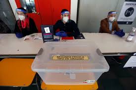 Quienes hayan sido designados deben presentarse el sábado 28 de noviembre a constituir sus mesas de sufragio. Eres O No Vocal De Mesa Como Averiguar Si Saliste Seleccionado Para El Plebiscito Del 25 De Octubre