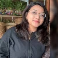 Twinkle Gupta's Instagram, Twitter & Facebook