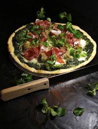 Pizza Verte Cœurs D Artichaut Et Jambon De Parme Epicetout La Cuisine De Dany Coeur Artichaut Jambon De Parme Recettes De Cuisine