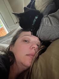 A little love to start your day! Show me your bonded babies 💕