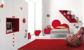 Si vous avez choisi la couleur gris comme principale pour votre chambre à coucher, vous avez beaucoup d'options pour les détailles de la pièce. 10 Idees Deco Pour Une Chambre Rouge Deco Cool