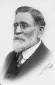 Jan Whitt's Instagram, Twitter & Facebook