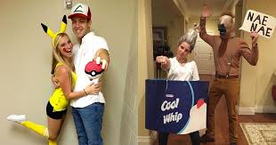 My daughter is wearing ash. 33 Halloween Costumes Couples Best Costumes For Couples