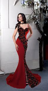 Dall'abito lungo che non passa inosservato all'elegante vestito nero per una serata di grande raffinatezza. Deer Shelf U S Dollar Bretelle Con Paillettes Per Abito Cerimonia Ebraremlak Com