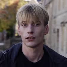 Kerry Mucklowe Core: Nostalgic British TV Throwbacks from the 2000s