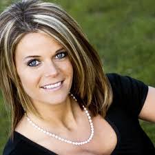 Margie Hare's Instagram, Twitter & Facebook