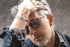 Colin James Finds the Blues While 'Chasing the Sun' » PopMatters