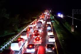 Libur nasional ini jatuh pada hari jumat. Resmi Pemerintah Larang Mudik 2021 Radarcirebon Com