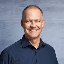 Kevin Knaack's Instagram, Twitter & Facebook