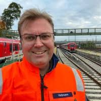 20+ "Frank Holtmann" profiles