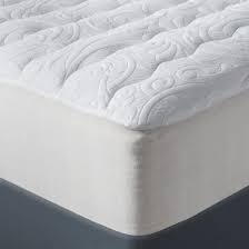 Add A Luxurious Pillow Of Softness To Your Mattress With This Luxury Plush Mattress Pad From Fieldcrest 153 The Full El Mattress Mattress Pad Plush Mattress