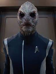 Star Trek Discovery Lieutenant Junior Grade Linus Male Saurian Fandom Star Trek Star Trek Show Star Trek Universe