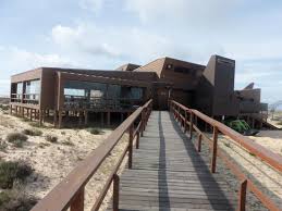 Bombeiros e polícia marítima tentam extinguir as chamas. Restaurant On Deserta Island Picture Of Estamine Restaurant Faro Tripadvisor