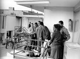 April 4 1968 Martin Luther King Jr Is Assassinated By James Earl Ray At Th Martin Luther King Jr Martin Luther King Assassination Martin Luther King Quotes