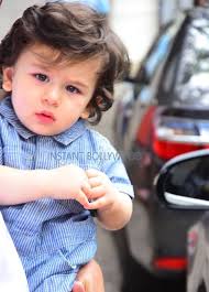 So Sweet Boys Son Of Karina Kapoor And Saif Ali Khan Cute Baby Boy Pictures Cute Babies Photography Celebrity Kids Fashion