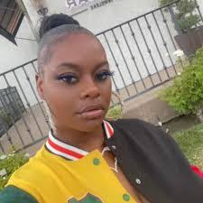 Lashonda Simpson's Instagram, Twitter & Facebook