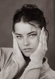 Hi, looking to collaborate with models