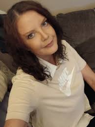 Swelling of you body legs arms , locking joints, changing of your skin  color,color of your uring changes even the number 2 color changes  ,constipation , blurry eyes version, loosing memory ,scratching