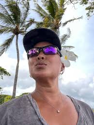 What are some tips for women taking solo trips out of the country?