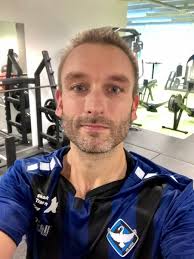 Det er også #fodboldtrøjefredag på #kbhprof