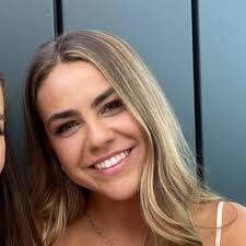 Jennifer Sidwell's Instagram, Twitter & Facebook