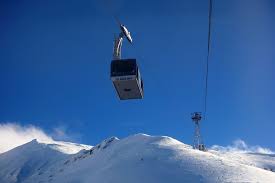 1 niche au milieu des sapins, au cur du massif cantalien, la station du lioran stend sur 150 hectares de 1160 1850 mtres daltitude. Telepherique Bicable A Va Et Vient Tph V Du Plomb Du Cantal Www Remontees Mecaniques Net