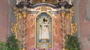 Erst die küster konnten ihn am nächsten morgen aus der zupackenden umarmung befreien. Klingnau 40 Jahre Lang Vermisst Wie Die Schwarze Madonna Plotzlich Wieder Auftauchte