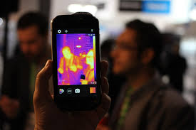 CAT S60 phone with Flir thermal camera ...
