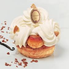 Laduree Paris Officiel On Instagram Quel Est Votre Peche Mignon Dans La Recette De Notre Saint Honore A La Vanille Ses Pet French Pastries Pastry Laduree